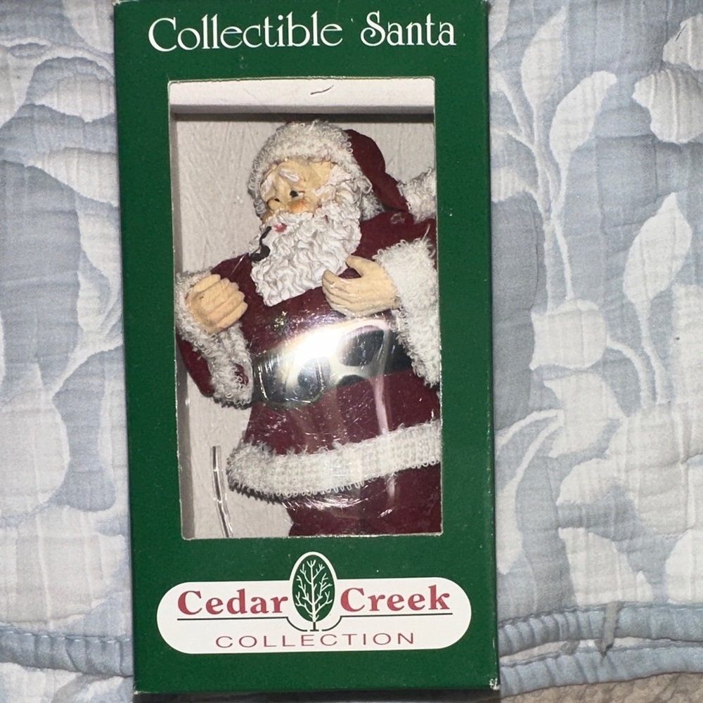 Vintage 1990’s Cedar Creek Collectible Santa Figurine